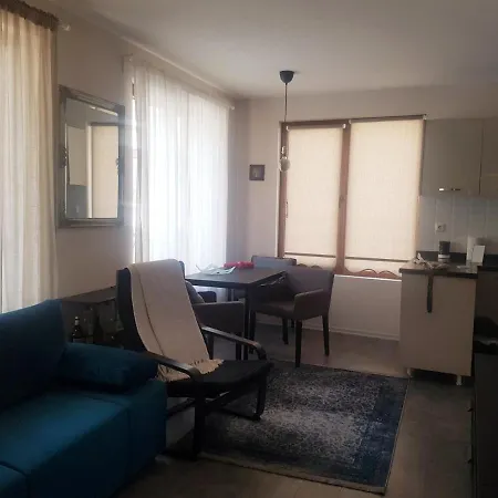Danahouse Apartamento *