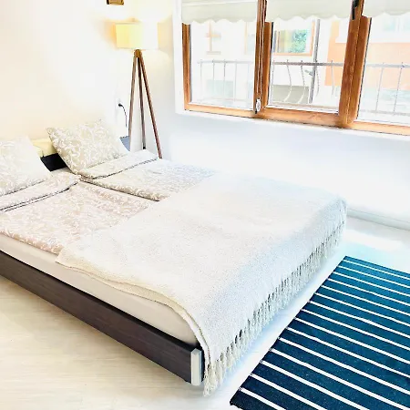 Danahouse Apartamento *
